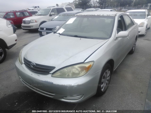 JTDBE32K430168562 - 2003 TOYOTA CAMRY LE/XLE SILVER photo 2