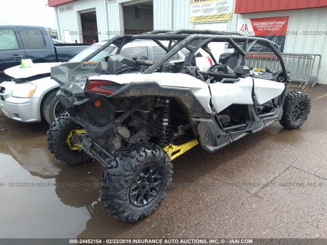 3JBVMAY40JK000360 - 2018 CAN-AM MAVERICK X3 MAX  SILVER photo 4