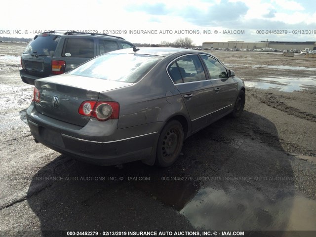 WVWAK73C67P124224 - 2007 VOLKSWAGEN PASSAT 2.0T/WOLFSBURG GRAY photo 4