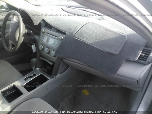 JTNBE46K873030913 - 2007 TOYOTA CAMRY NEW GENERAT CE/LE/XLE/SE SILVER photo 5