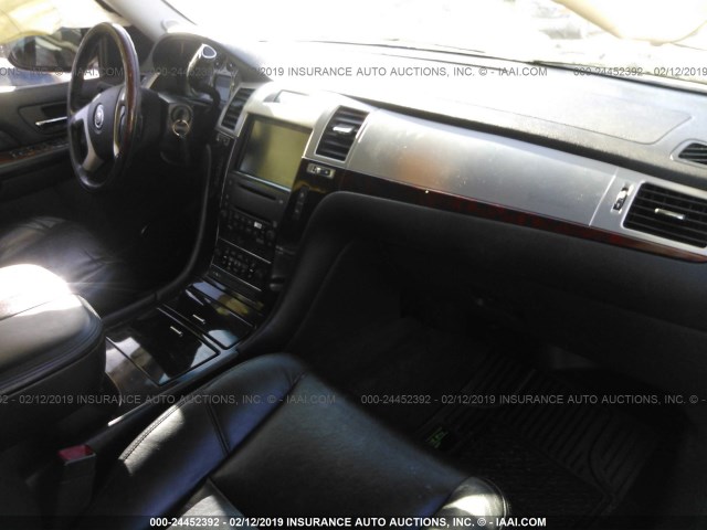 1GYFK13249R156357 - 2009 CADILLAC ESCALADE BURGUNDY photo 5