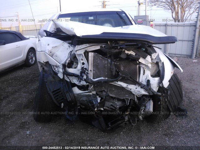 5TFJU4GN9BX001031 - 2011 TOYOTA TACOMA DOUBLE CAB PRERUNNER WHITE photo 6