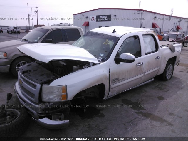 3GCPKSE22DG381009 - 2013 CHEVROLET SILVERADO K1500 LT WHITE photo 2