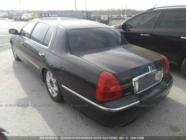 2LNHM84VX9X607450 - 2009 LINCOLN TOWN CAR EXECUTIVE L BLACK photo 3