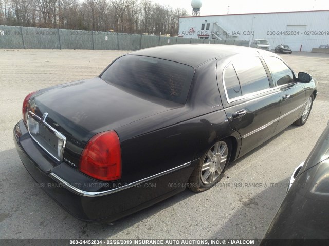 2LNHM84VX9X607450 - 2009 LINCOLN TOWN CAR EXECUTIVE L BLACK photo 4