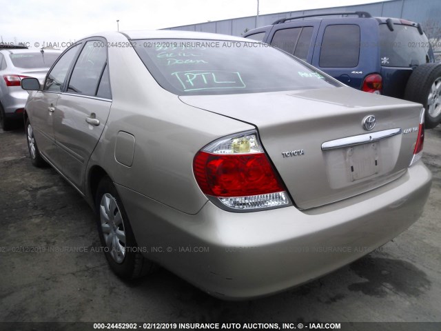 4T1BE32K66U727845 - 2006 TOYOTA CAMRY LE/XLE/SE GOLD photo 3