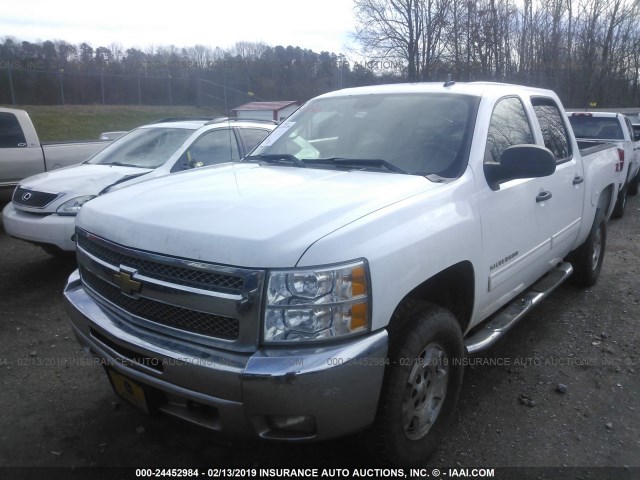 3GCPKSE73DG211477 - 2013 CHEVROLET SILVERADO K1500 LT WHITE photo 2