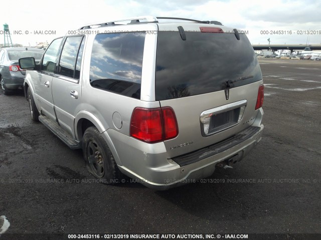 5LMFU28R64LJ28737 - 2004 LINCOLN NAVIGATOR Gümüş foto 3