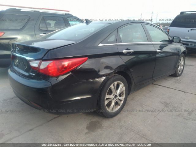 5NPEC4AC8BH074334 - 2011 HYUNDAI SONATA SE/LIMITED Black photo 4