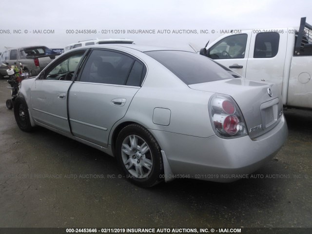 1N4AL11D55C179134 - 2005 NISSAN ALTIMA S/SL SILVER photo 3