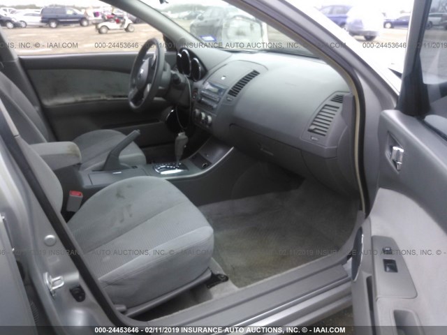 1N4AL11D55C179134 - 2005 NISSAN ALTIMA S/SL SILVER photo 5