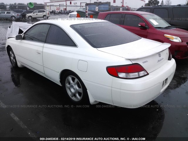 2T1CG22P51C519356 - 2001 TOYOTA CAMRY SOLARA SE WHITE photo 3