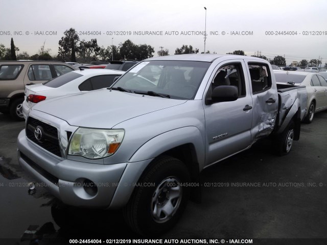 5TFJX4GN8BX003506 - 2011 TOYOTA TACOMA DOUBLE CAB 银色 照片 2