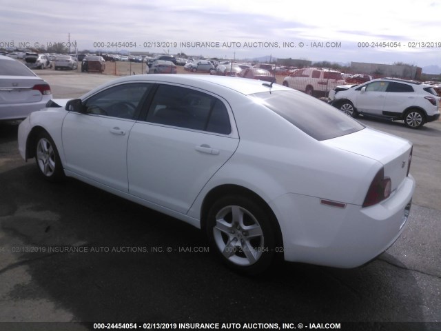 1G1ZB5EB2AF275742 - 2010 CHEVROLET MALIBU LS WHITE photo 3
