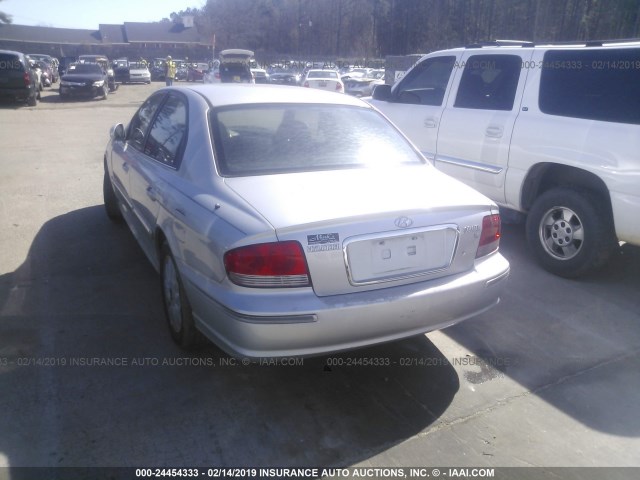 KMHWF35H15A108567 - 2005 HYUNDAI SONATA GLS/LX SILVER photo 3