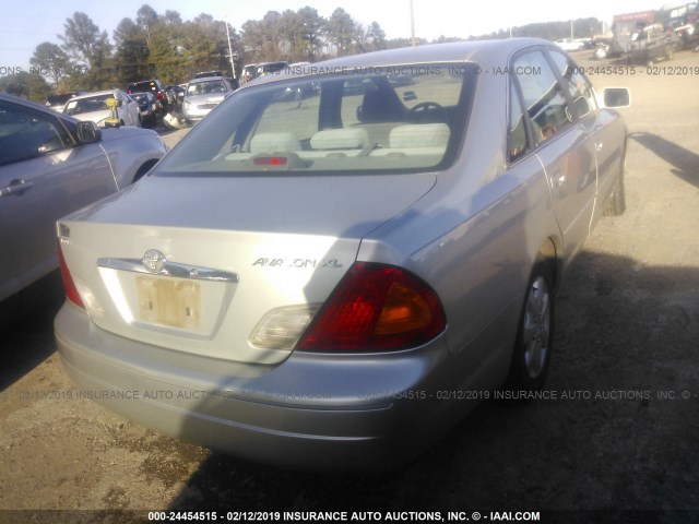 4T1BF28B71U117685 - 2001 TOYOTA AVALON XL/XLS SILVER photo 4