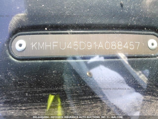 KMHFU45D91A088457 - 2001 HYUNDAI XG 300 WHITE photo 9