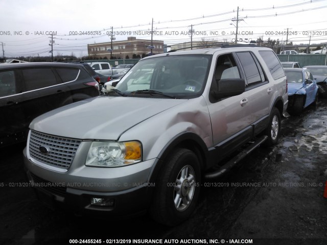 1FMFU16LX4LB55595 - 2004 FORD EXPEDITION XLT TAN photo 2