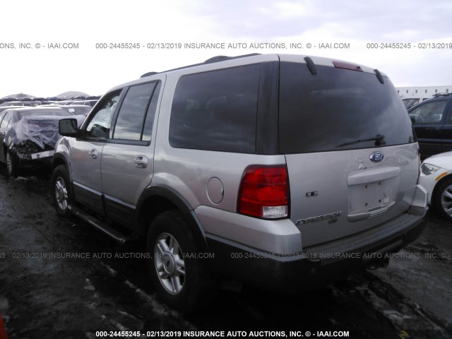 1FMFU16LX4LB55595 - 2004 FORD EXPEDITION XLT TAN photo 3