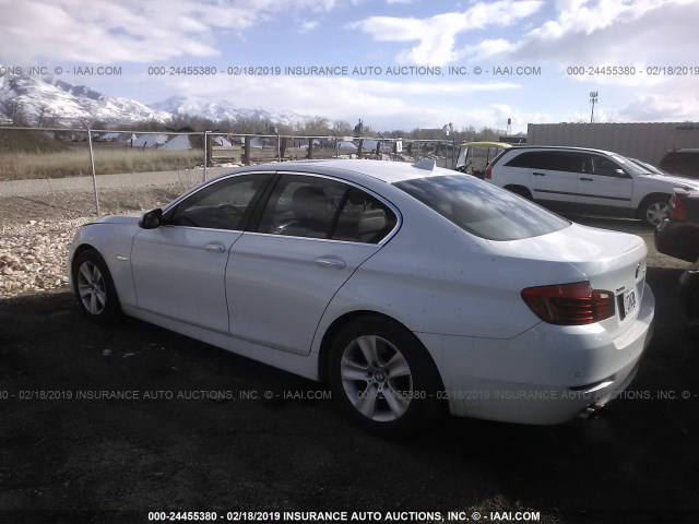 WBA5A7C54ED219706 - 2014 BMW 528 XI WHITE photo 3