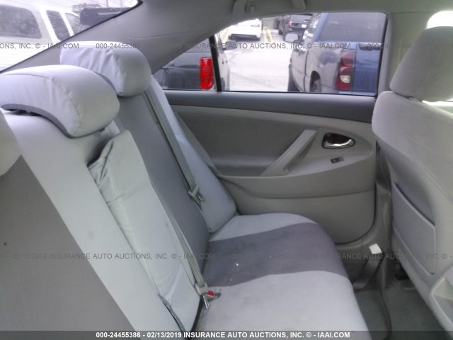 JTNBK3EK3B3050788 - 2011 TOYOTA CAMRY SE/LE/XLE 银色 照片 8