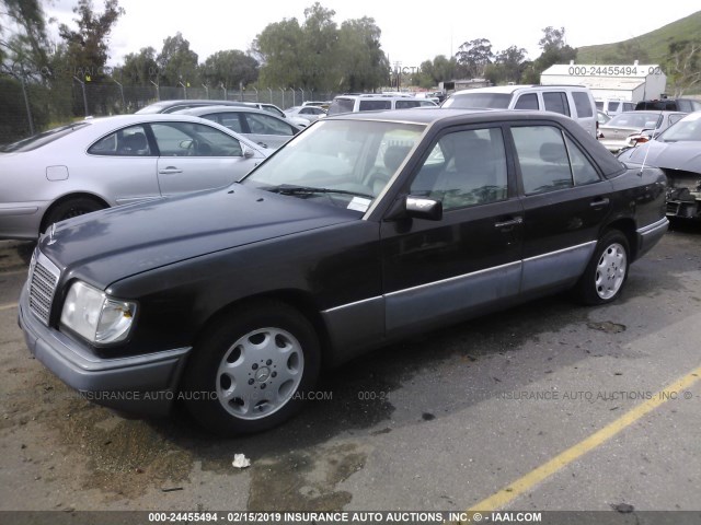 WDBEA32E5RC108282 - 1994 MERCEDES-BENZ E 320 BLUE photo 2