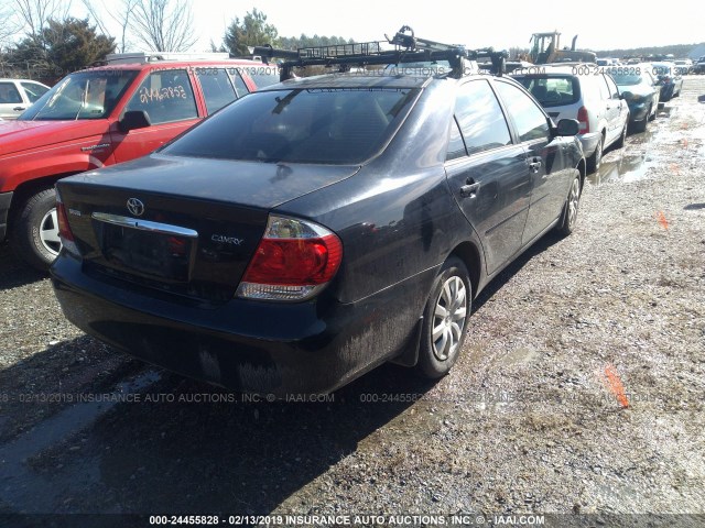 JTDBE32K553014220 - 2005 TOYOTA CAMRY LE/XLE/SE BLACK photo 4