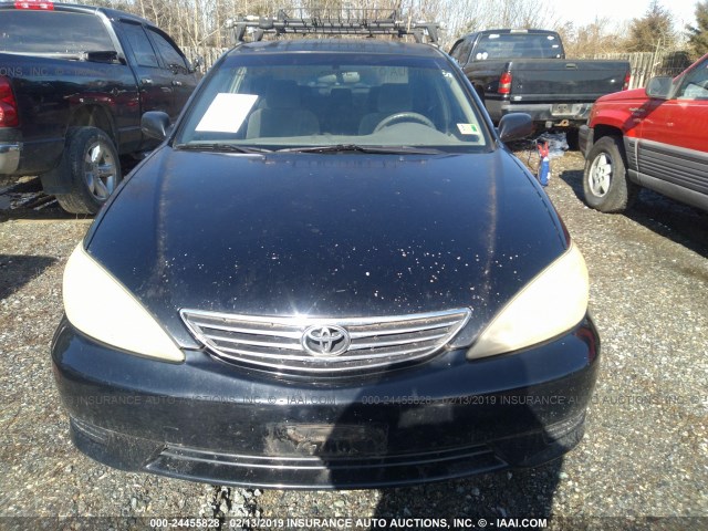 JTDBE32K553014220 - 2005 TOYOTA CAMRY LE/XLE/SE BLACK photo 6