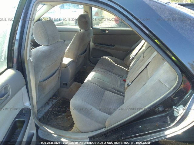 JTDBE32K553014220 - 2005 TOYOTA CAMRY LE/XLE/SE BLACK photo 8