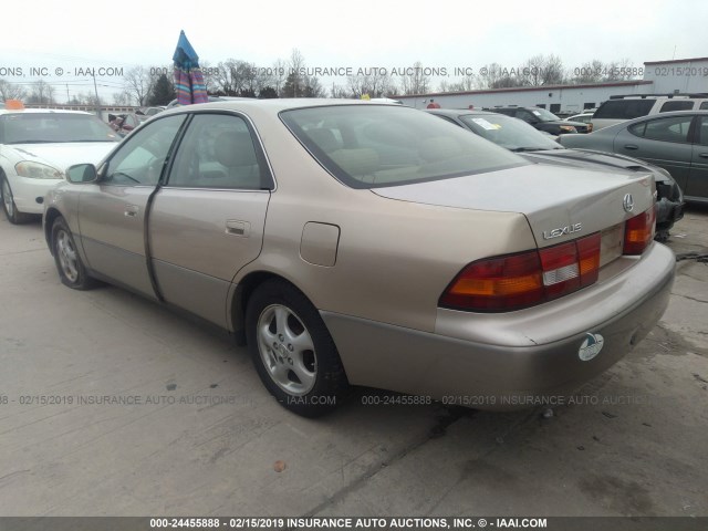 JT8BF28G3W5021858 - 1998 LEXUS ES 300 TAN photo 3