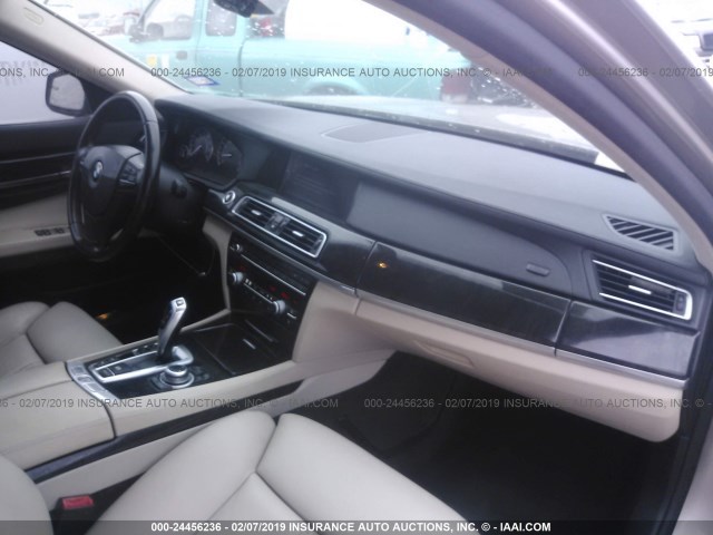 WBAKB83599CY60898 - 2009 BMW 750 LI GRAY photo 5