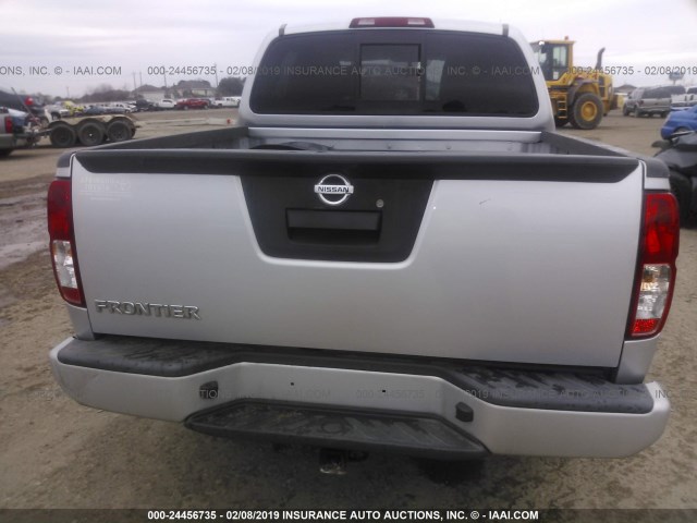 1N6AD0ER3FN700717 - 2015 NISSAN FRONTIER S/SV/SL/PRO-4X SILVER photo 6