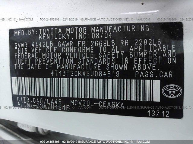 4T1BF30K45U084619 - 2005 TOYOTA CAMRY LE/XLE/SE WHITE photo 9