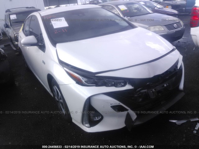 JTDKARFP9H3041073 - 2017 TOYOTA PRIUS PRIME  WHITE photo 1