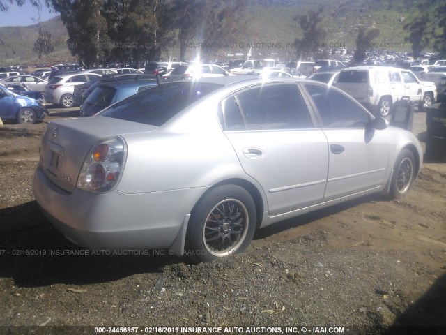 1N4AL11D73C156936 - 2003 NISSAN ALTIMA S/SL SILVER photo 4