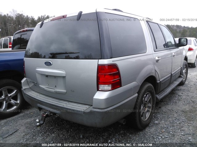 1FMRU15W24LB06836 - 2004 FORD EXPEDITION XLT SILVER photo 4