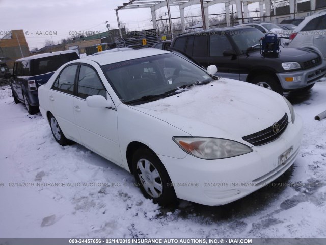 4T1BE32K33U129076 - 2003 TOYOTA CAMRY LE/XLE/SE WHITE photo 1