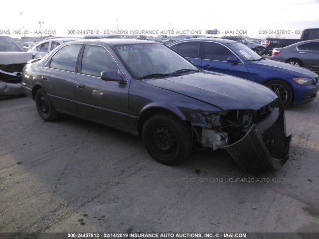 4T1BG22K9XU611321 - 1999 TOYOTA CAMRY CE/LE/XLE GRAY photo 1