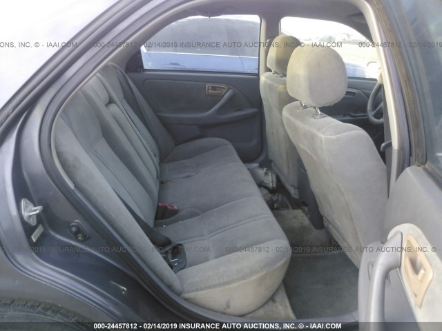 4T1BG22K9XU611321 - 1999 TOYOTA CAMRY CE/LE/XLE GRAY photo 8