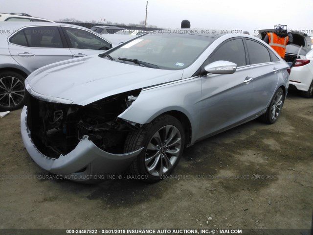 5NPEC4AB3CH371813 - 2012 HYUNDAI SONATA SE/LIMITED SILVER photo 2