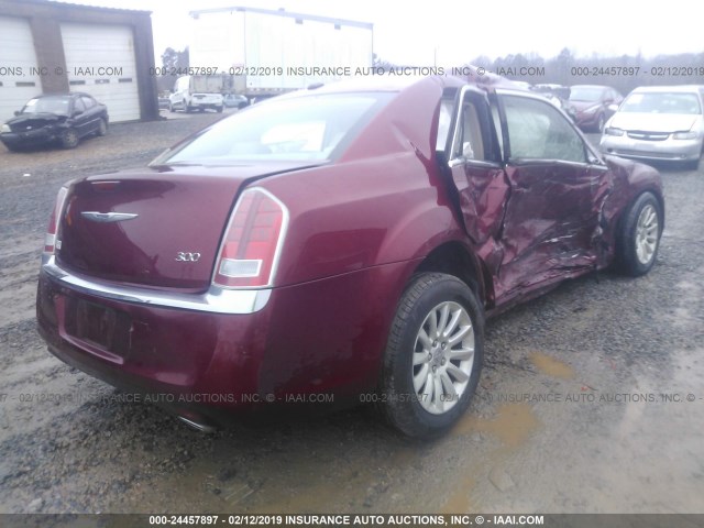 2C3CCAAG6EH167279 - 2014 CHRYSLER 300 RED photo 4