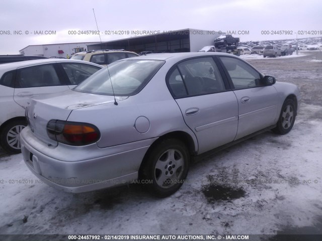 1G1ND52F65M163494 - 2005 CHEVROLET CLASSIC SILVER photo 4