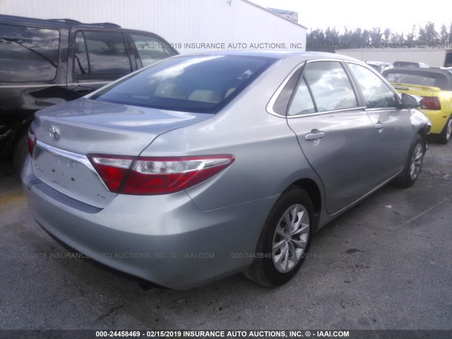 4T4BF1FK0GR570347 - 2016 TOYOTA CAMRY LE/XLE/SE/XSE SILVER photo 4