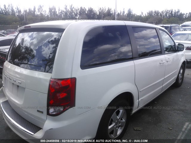 2C4RDGCG4CR205392 - 2012 DODGE GRAND CARAVAN SXT WHITE photo 4