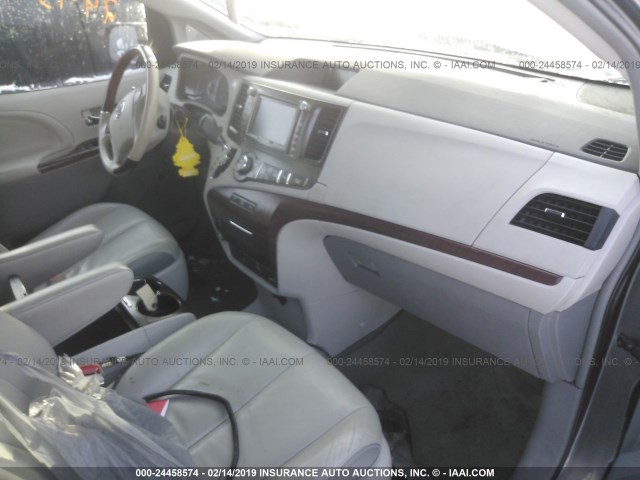 5TDDK3DC8CS044184 - 2012 TOYOTA SIENNA XLE/LIMITED GRAY photo 5