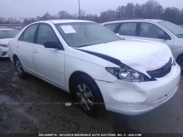 4T1BE32K12U029170 - 2002 TOYOTA CAMRY LE/XLE/SE WHITE photo 1