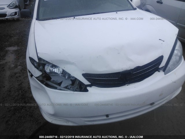 4T1BE32K12U029170 - 2002 TOYOTA CAMRY LE/XLE/SE WHITE photo 6