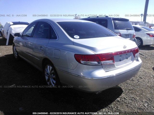 KMHFC46F06A087319 - 2006 HYUNDAI AZERA SE/LIMITED SILVER photo 3