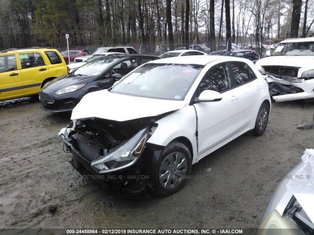 3KPA25AB9KE178172 - 2019 KIA RIO S WHITE photo 2