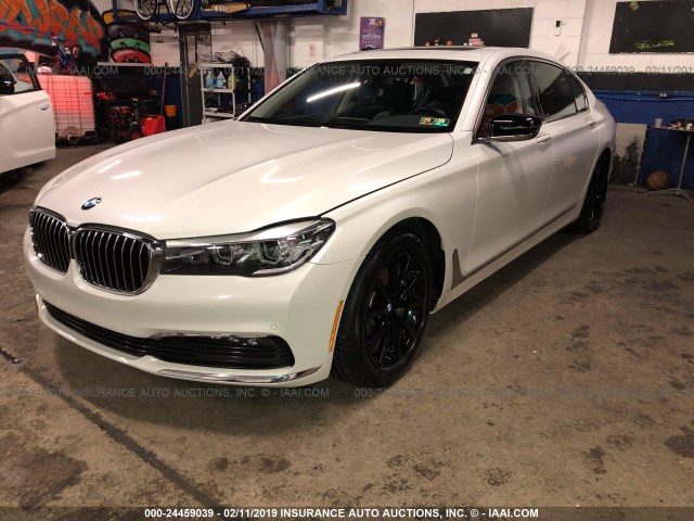 WBA7E4C56JGV24063 - 2018 BMW 740 XI WHITE photo 2